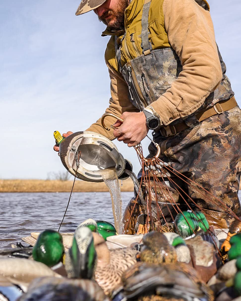 Lifetime mesh bag keeps rigs organized