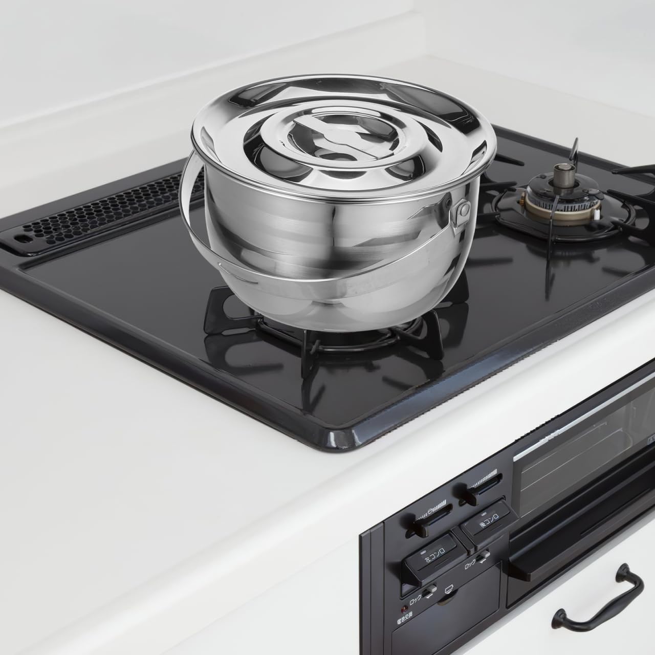 LIFKOME large-capacity pot ideal for meals serving multiple people
