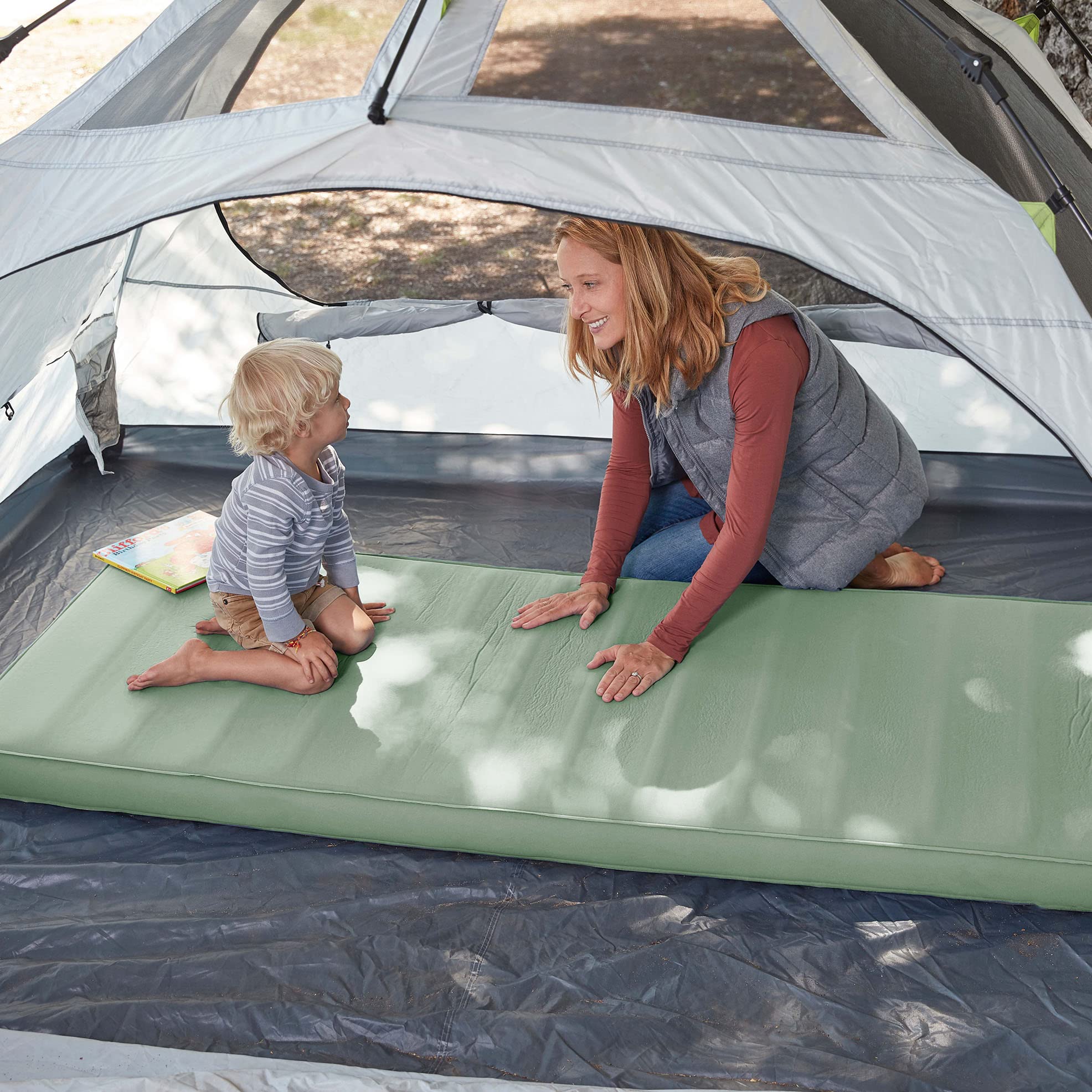 Lightspeed Outdoors ECO 3D Deluxe FlexForm sleep pad, side profile demonstrates full-body support and warmth