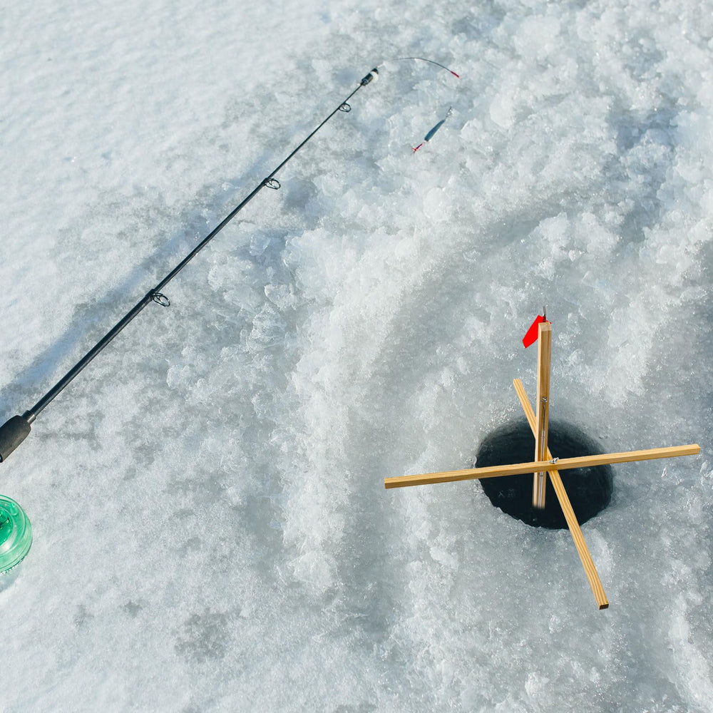 Liliful tip-ups are lightweight and comfortable to handle on ice
