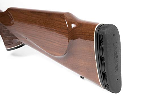 LimbSaver AirTech pad during range-day shot illustrates comfort and reduced fatigue.