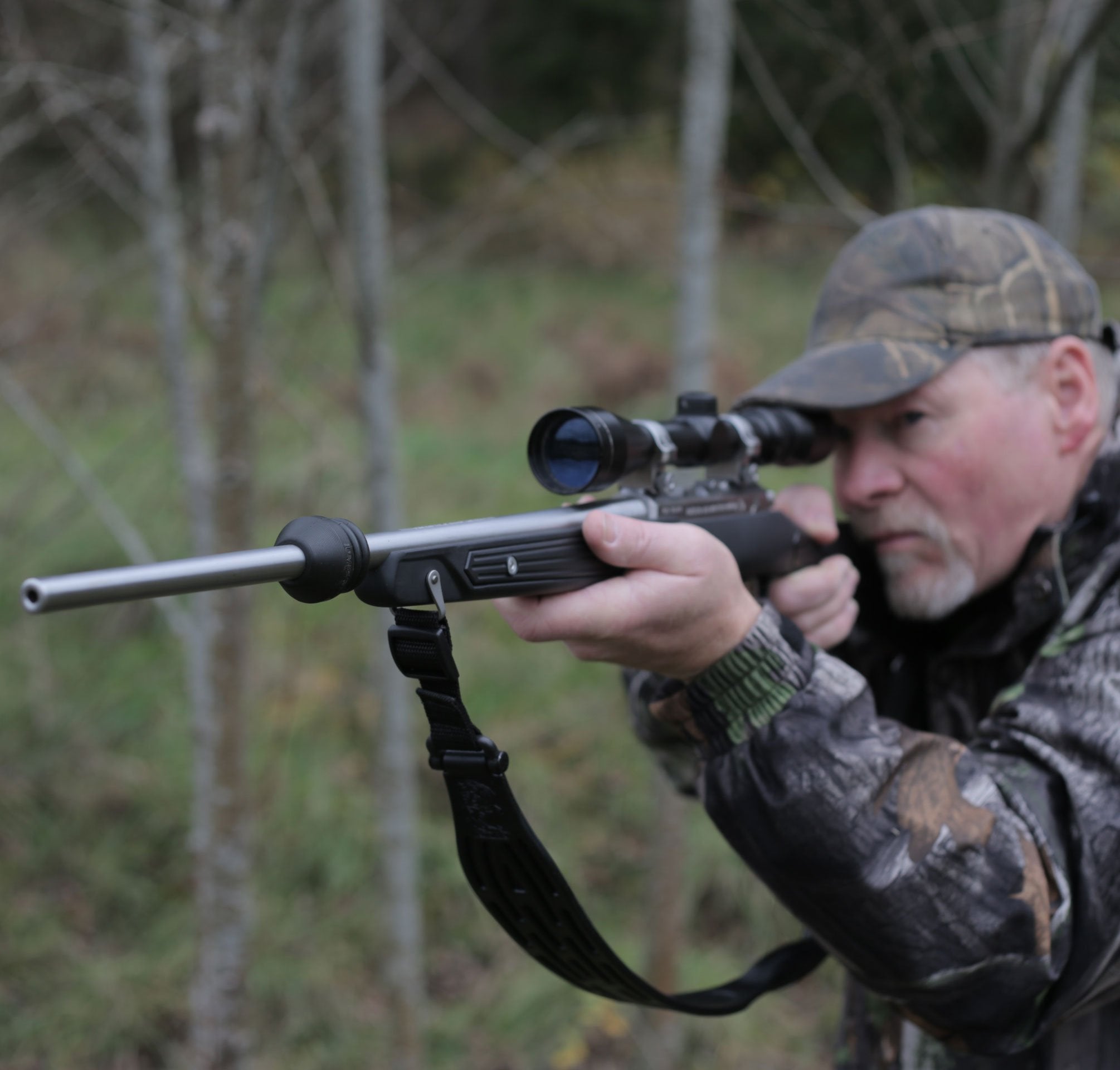 LimbSaver Sharpshooter X-Ring dampener closeup shows NAVCOM vibration control.