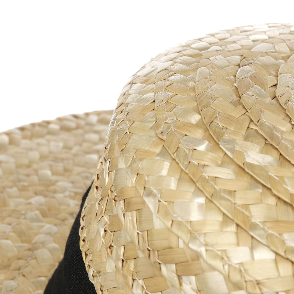 Lipodo classic flat hat silhouette pairs with many outfits