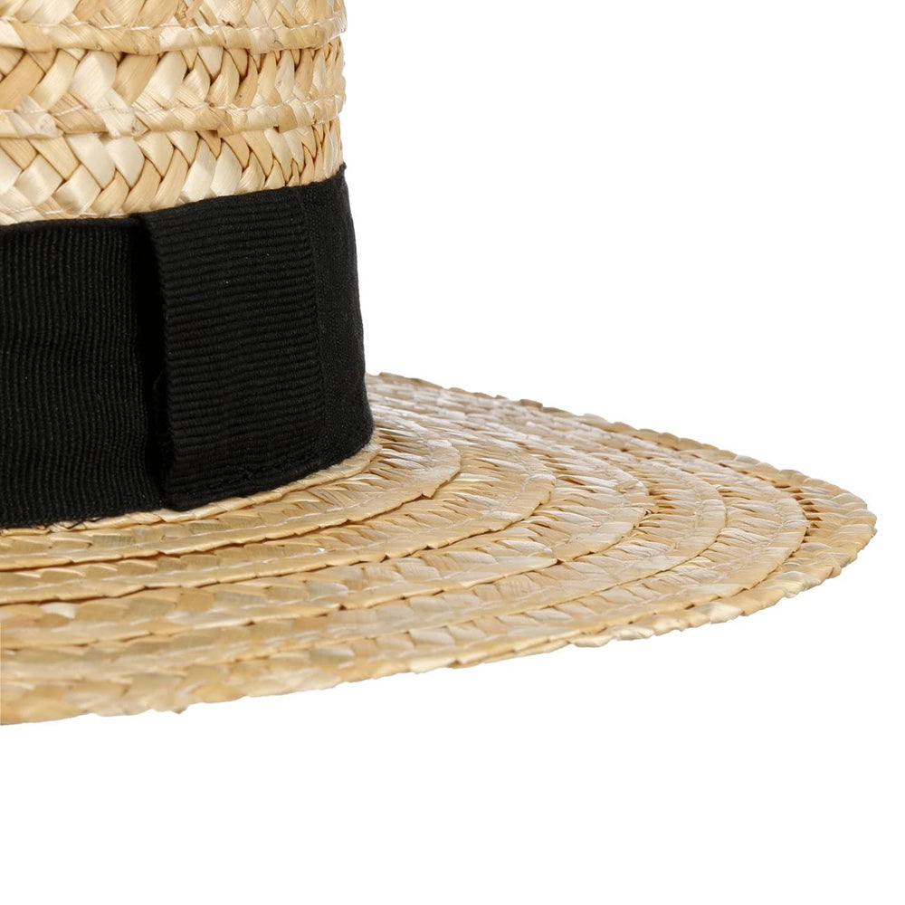 Lipodo summer-ready look ideal for beach, brunch, or park