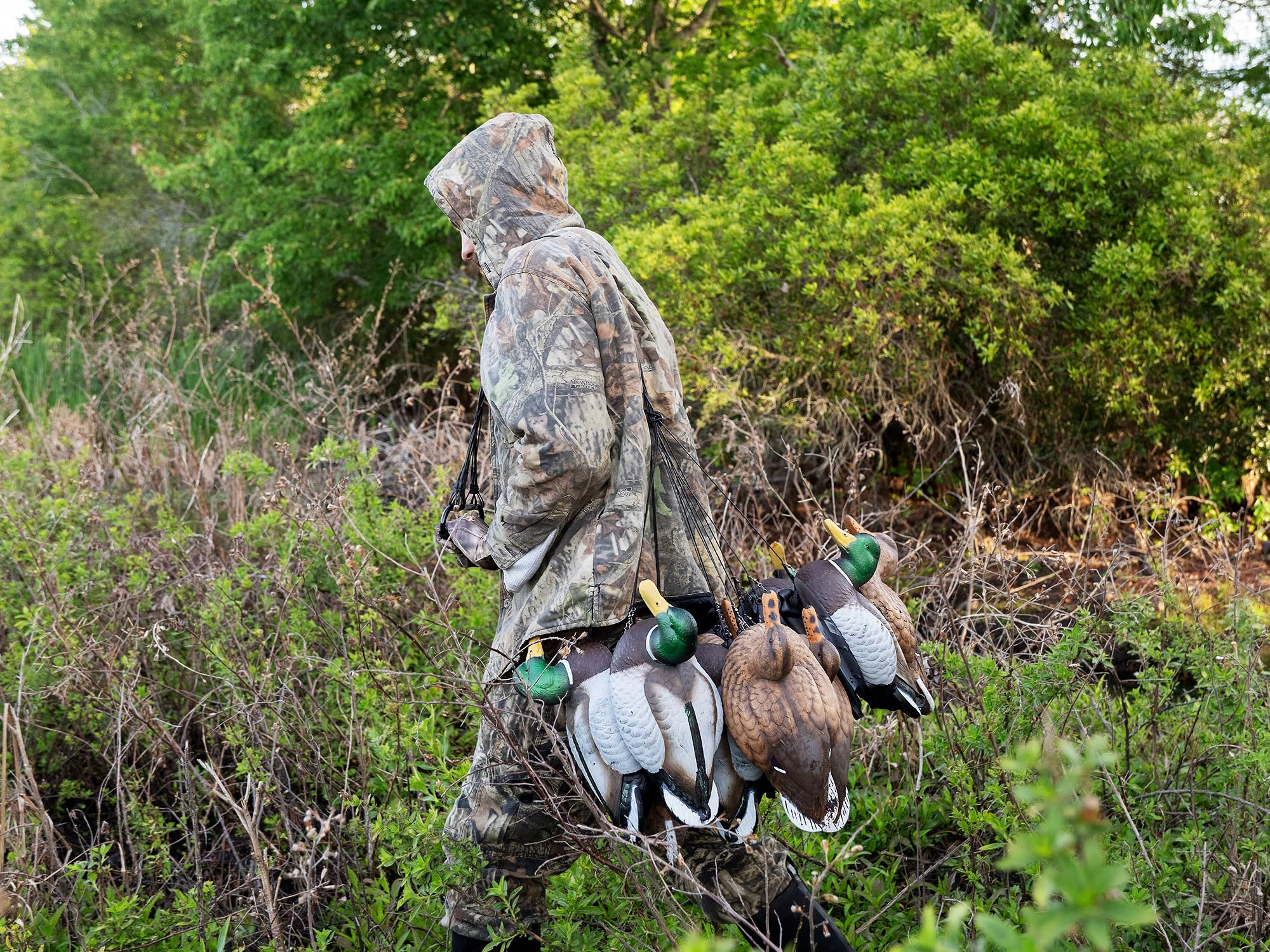 Lirben goose and duck decoy weights maintain spread in windy water