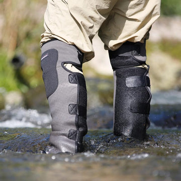 AC-70 wader gaiter laid flat showing 5 cm extra width.