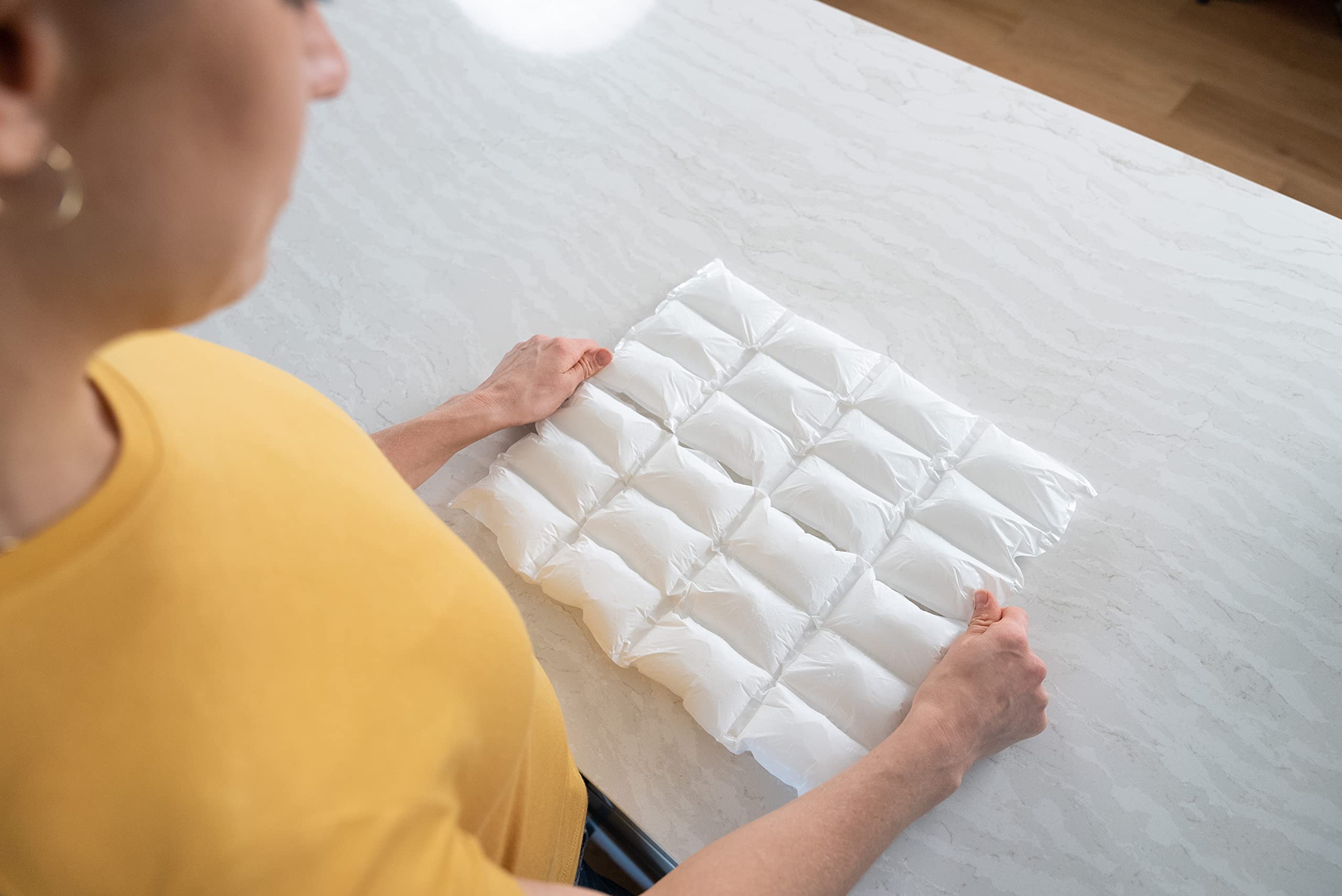 LIVE 2DAY Nice Packs fit lunch boxes for portable, fresh meals.