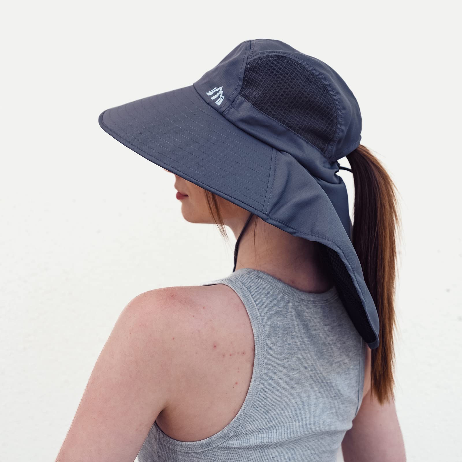 Hiking/fishing hat with UPF50+ protection and neck flap
