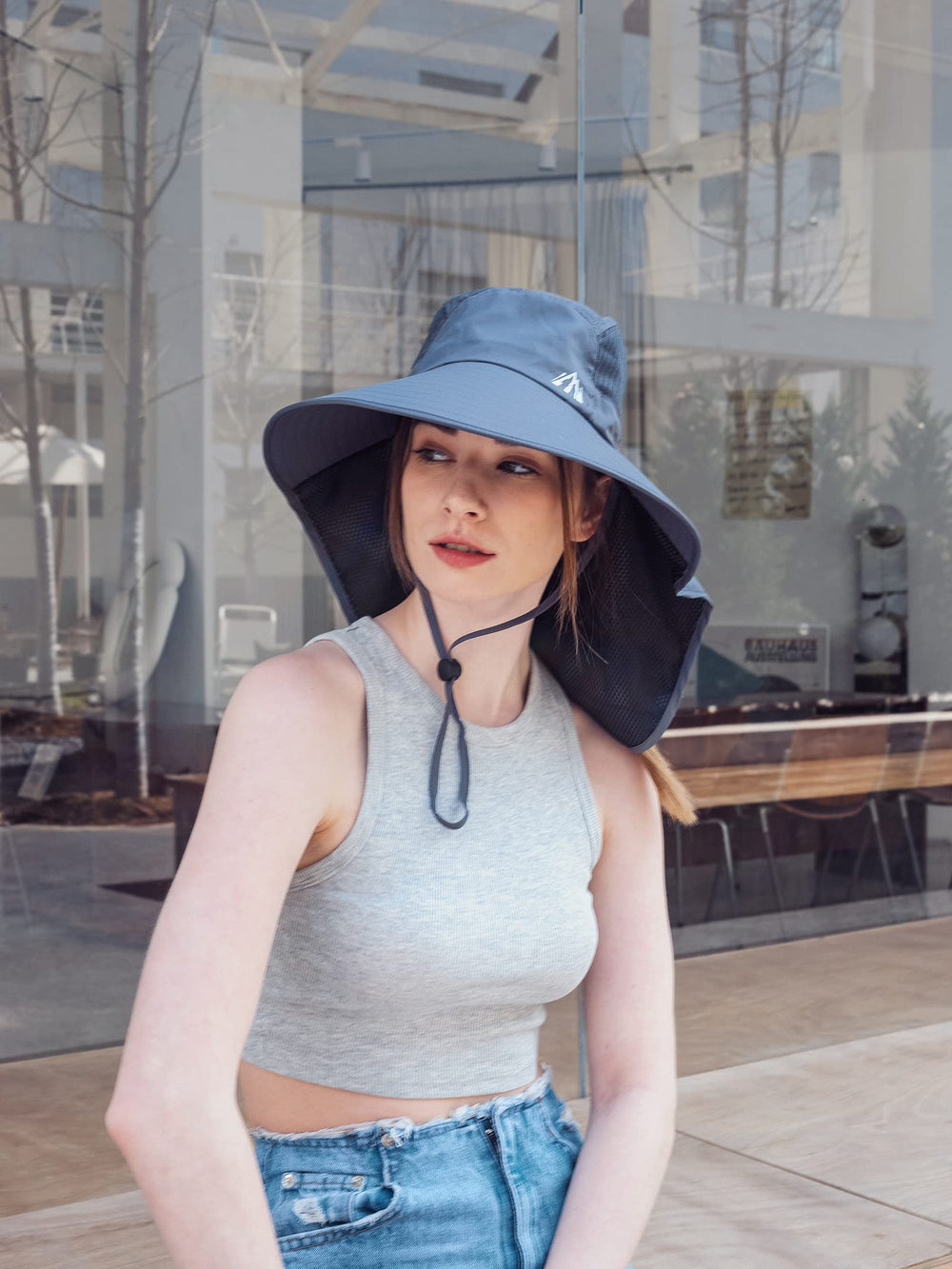 Gardening sun hat in dark gray with neck coverage
