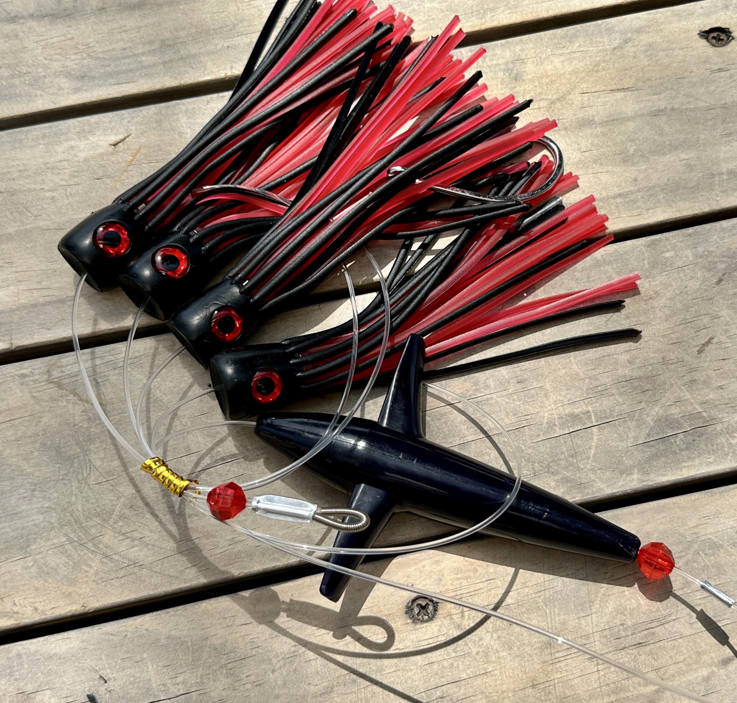 Lobo Lures #245 200lb leader with chafe guard protects line during trolling