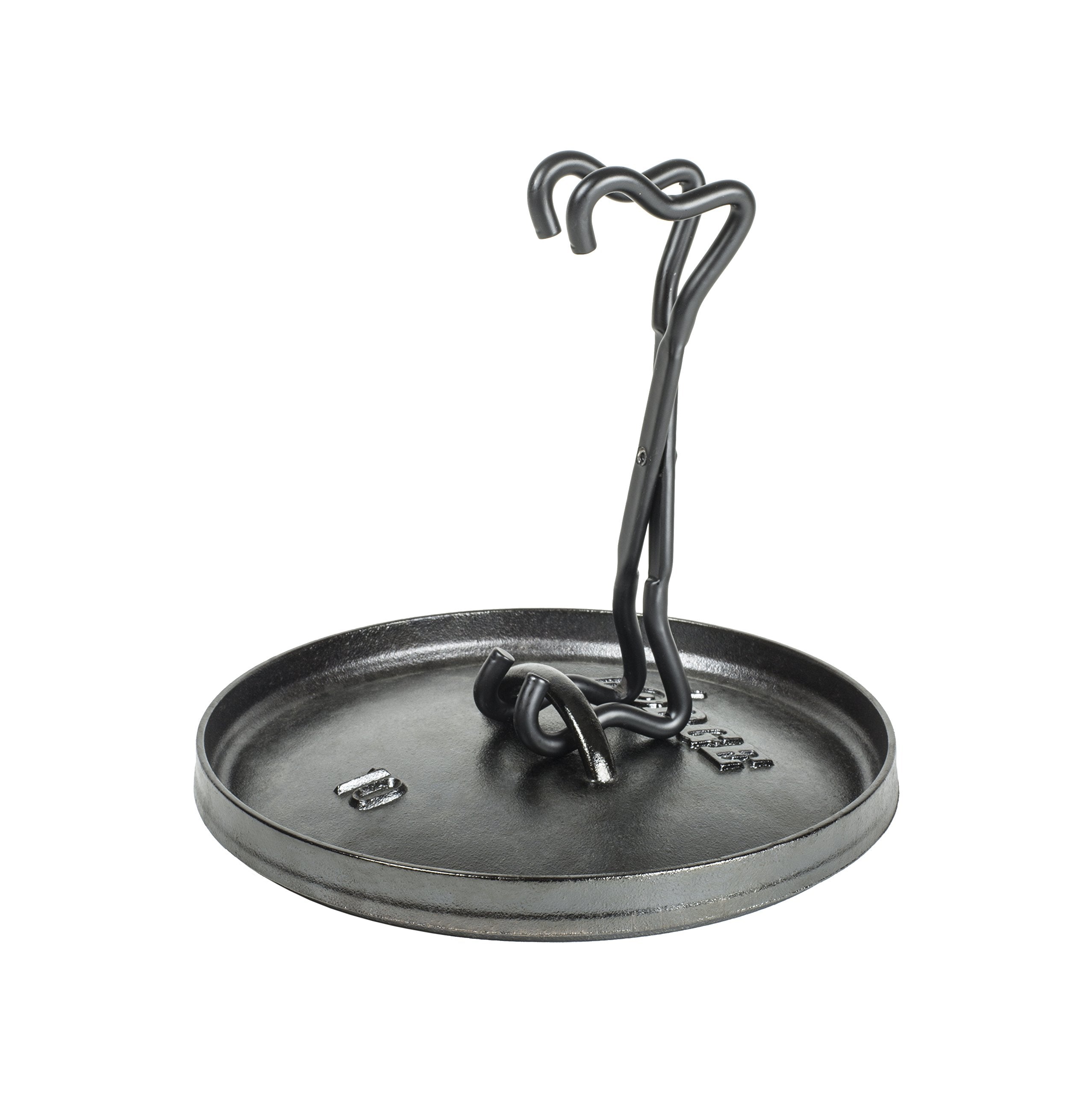 Lodge A5-11 camp dutch oven tool with lid as extra surface for cooking.