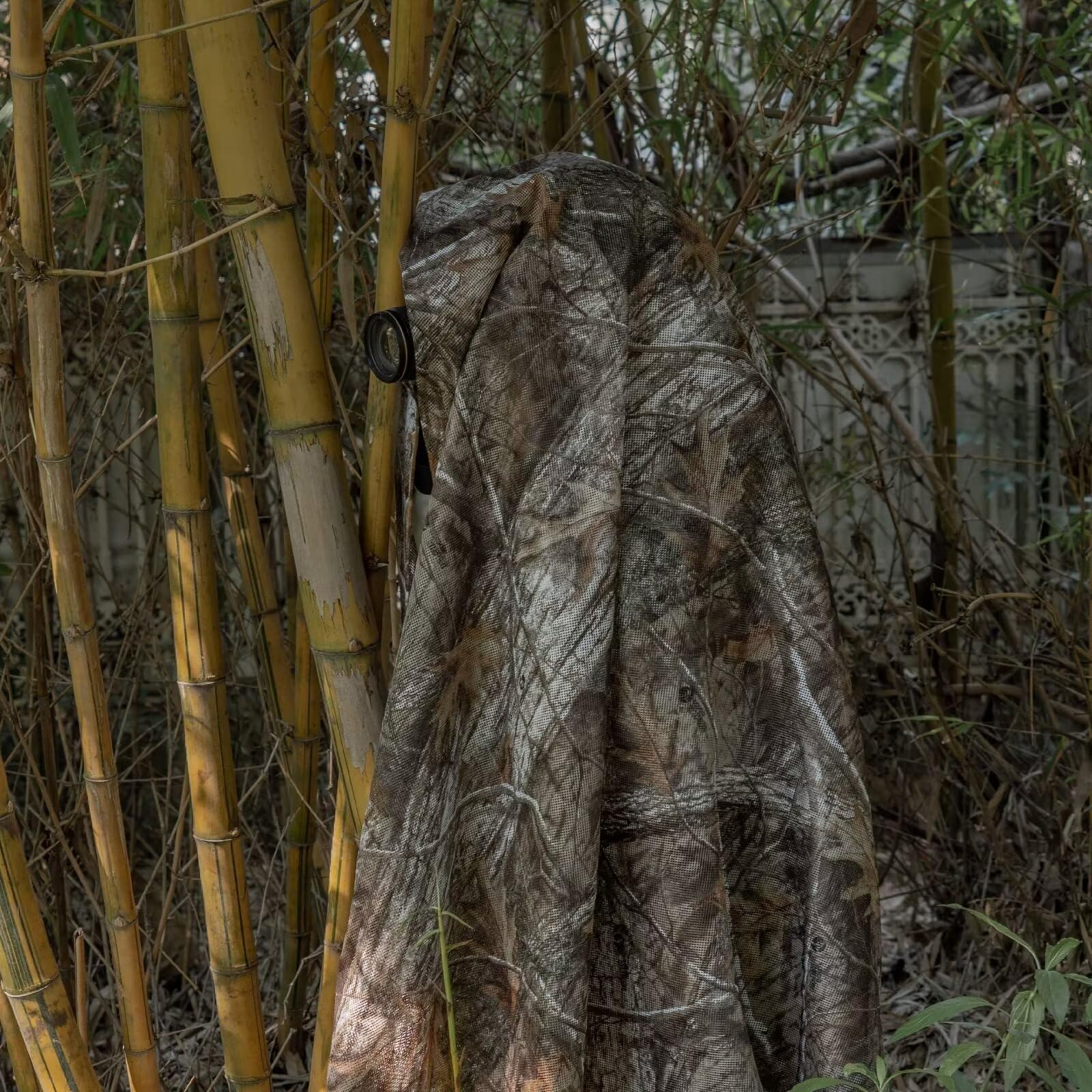 LOOGU camo netting desert swamp camouflage in varied terrains