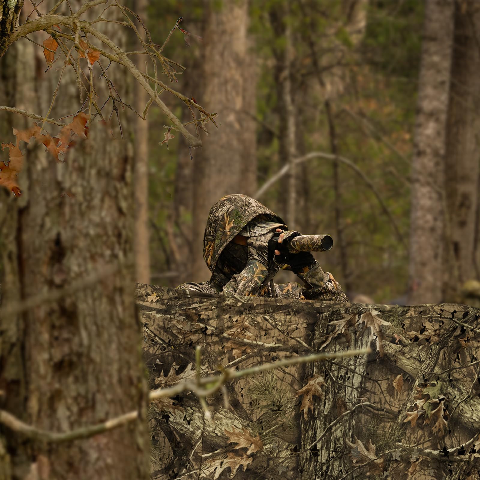 LOOGU camo netting lightweight quick-dry foliage ideal for fast deployment.