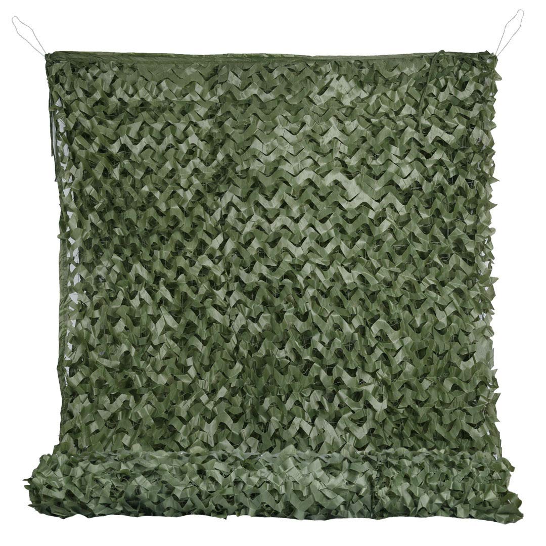 LOOGU Green Camo Netting edge-binding emphasizes durability in outdoor installations.