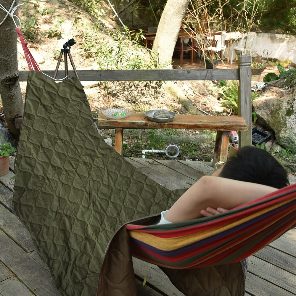 LOOGU lightweight, breathable design aids quick drying after rain.