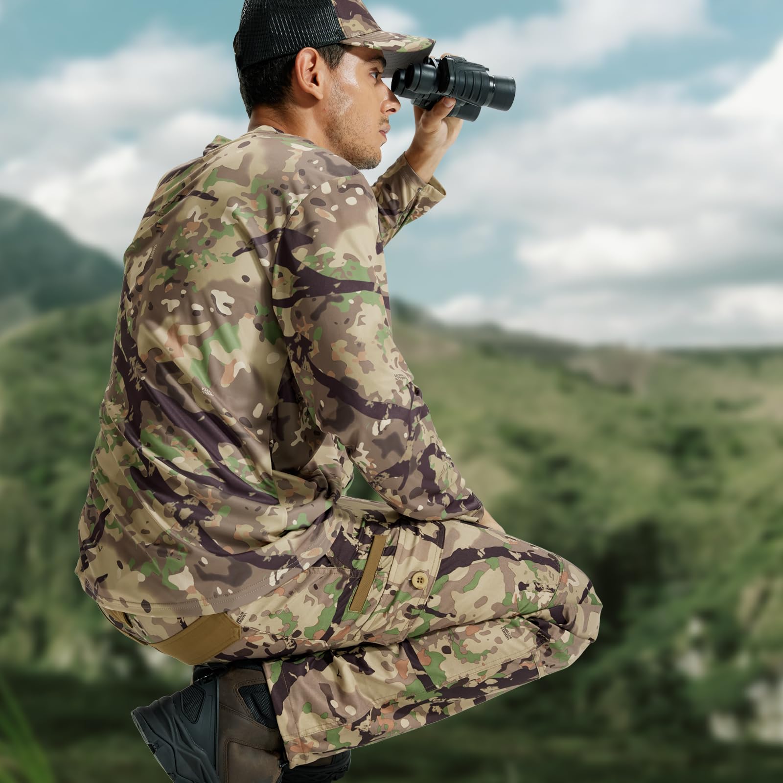 LOOGU versatile camouflage pants image—suitable for all-season wear and varied outdoor activities.