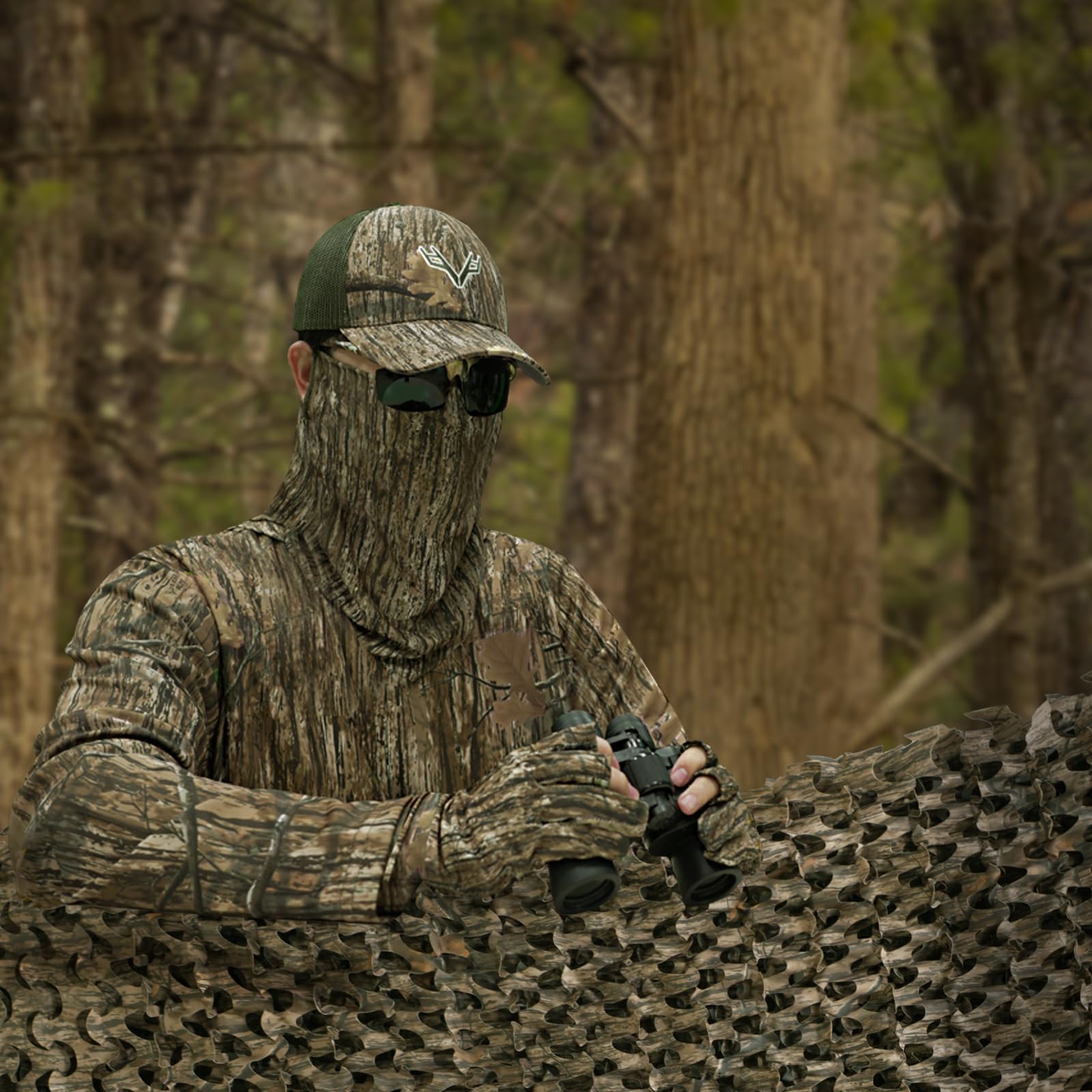 LOOGU sunshade camping use showcases versatile outdoor concealment