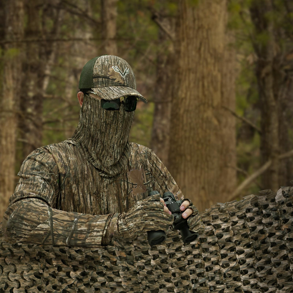 LOOGU sunshade camping use showcases versatile outdoor concealment