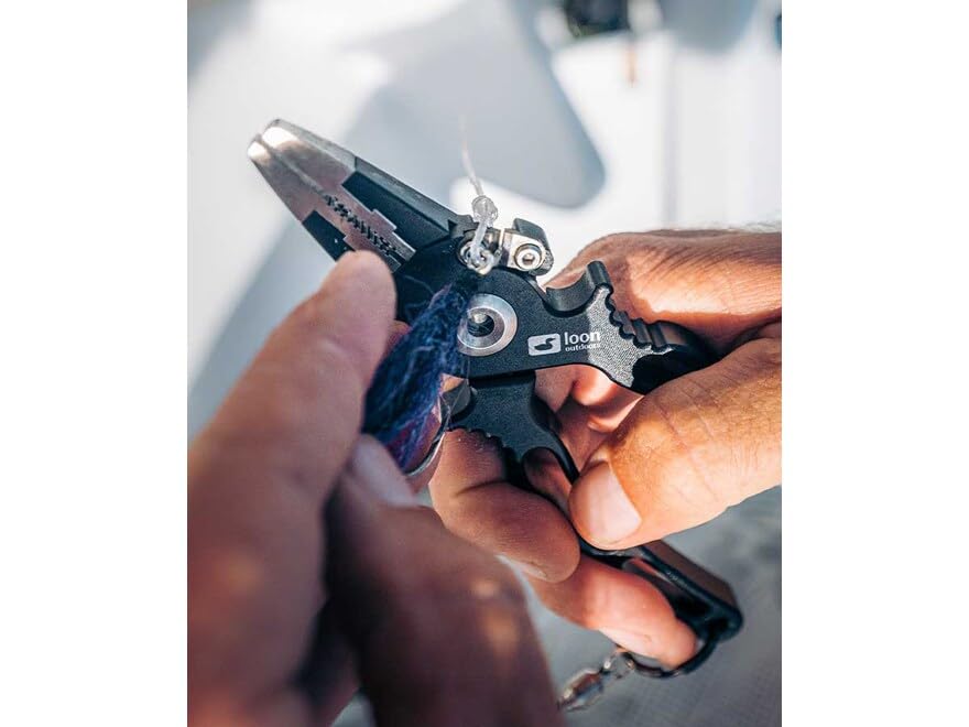 Large jaws of Apex HD Plier for big flies