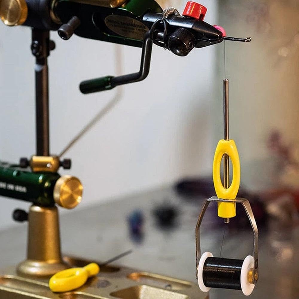 Loon Ergo Bobbin powder-coated-handle resists wear while keeping a steady grip.