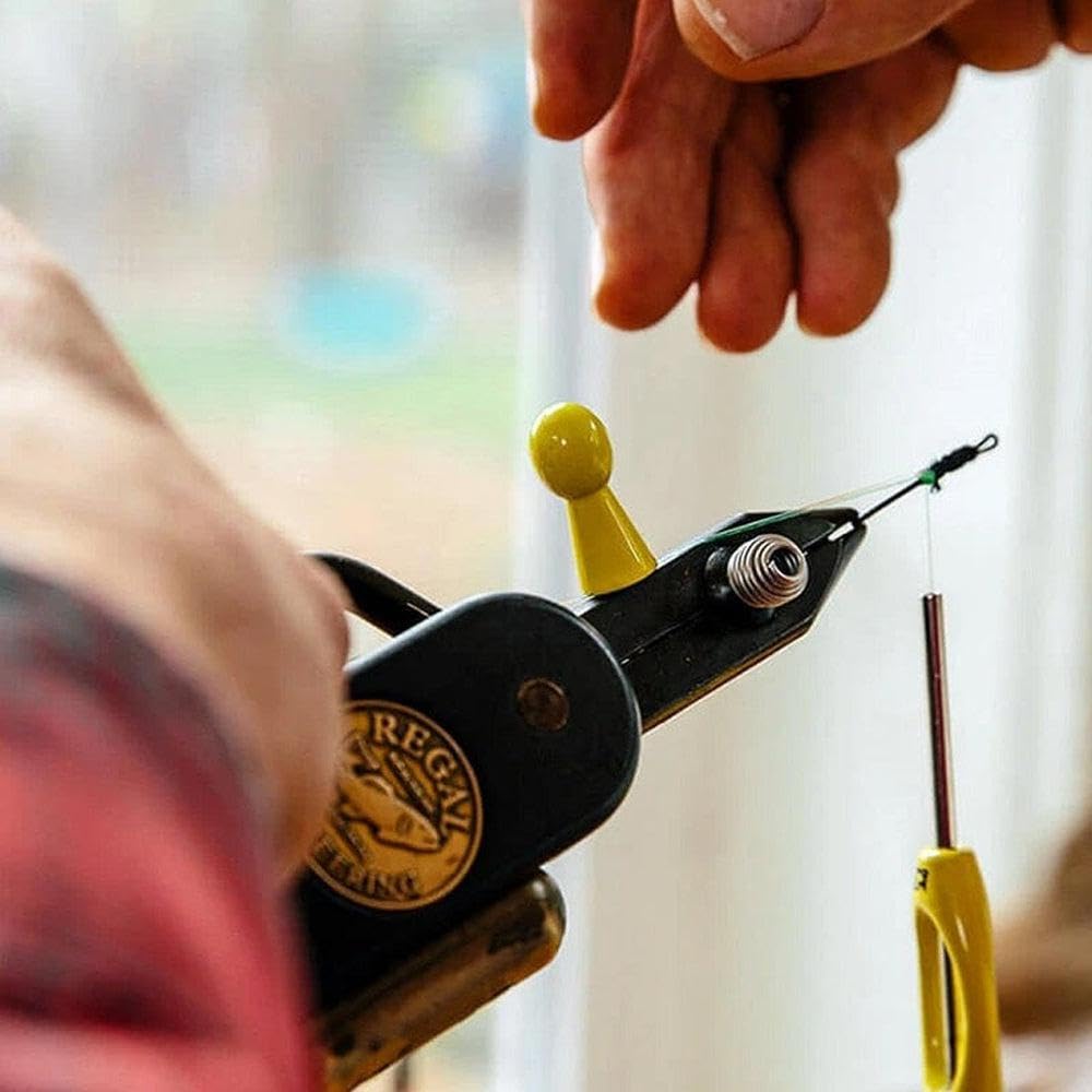 Loon Outdoors Vise Pawn pins materials out of the way during fly tying