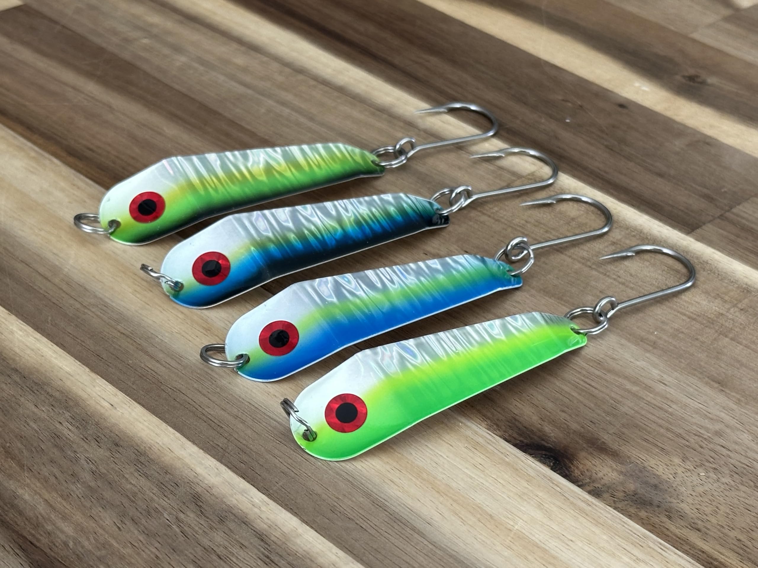 Loony Spoons demonstrating crippled baitfish action at speed