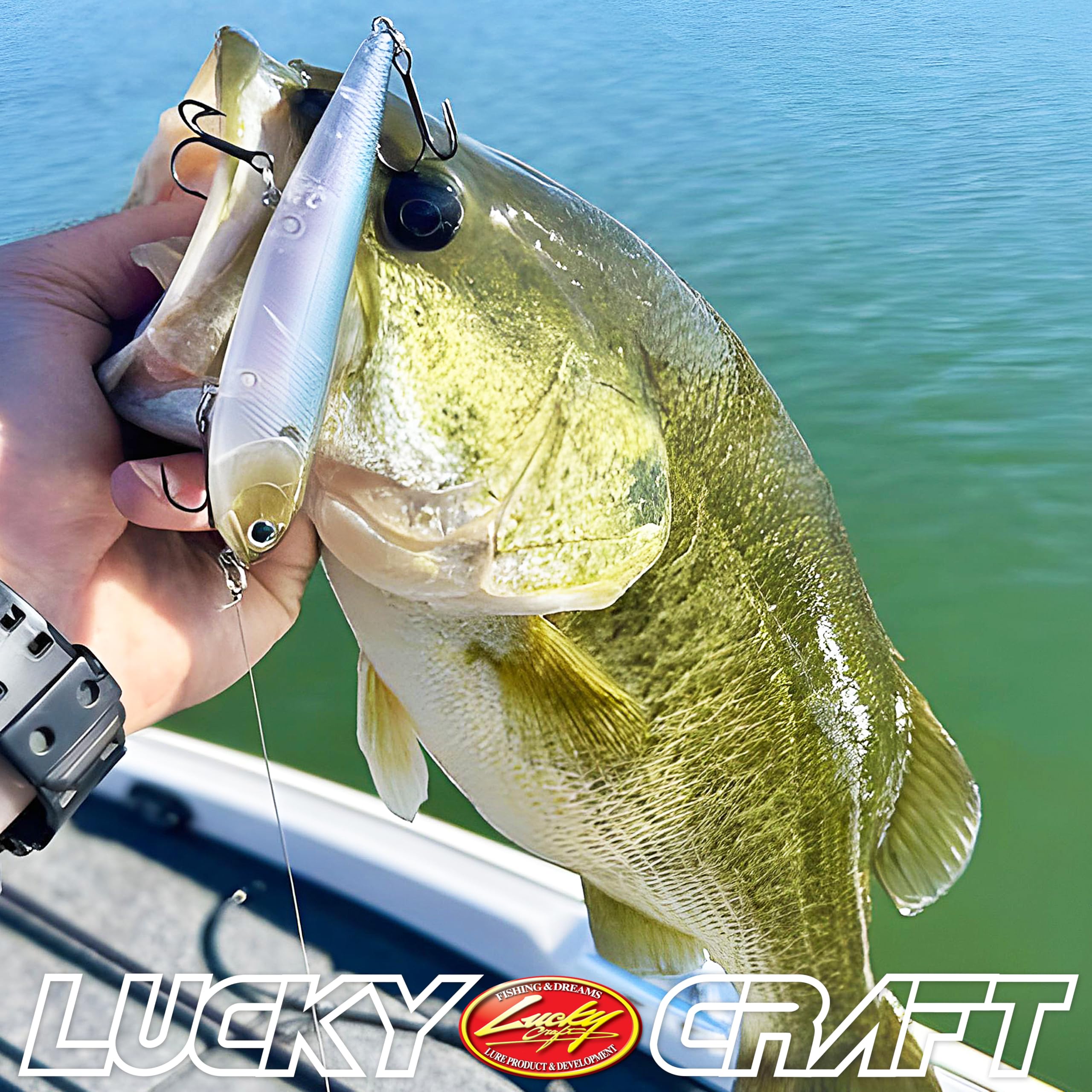 LUCKY CRAFT Sammy105 238 Ghost Minnow finish improves visibility on bright days.