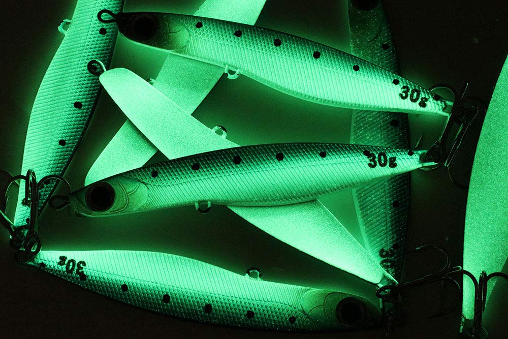 LUCKY CRAFT Spanish Mackerel Jig 95 checkered scales close-up boosts realism