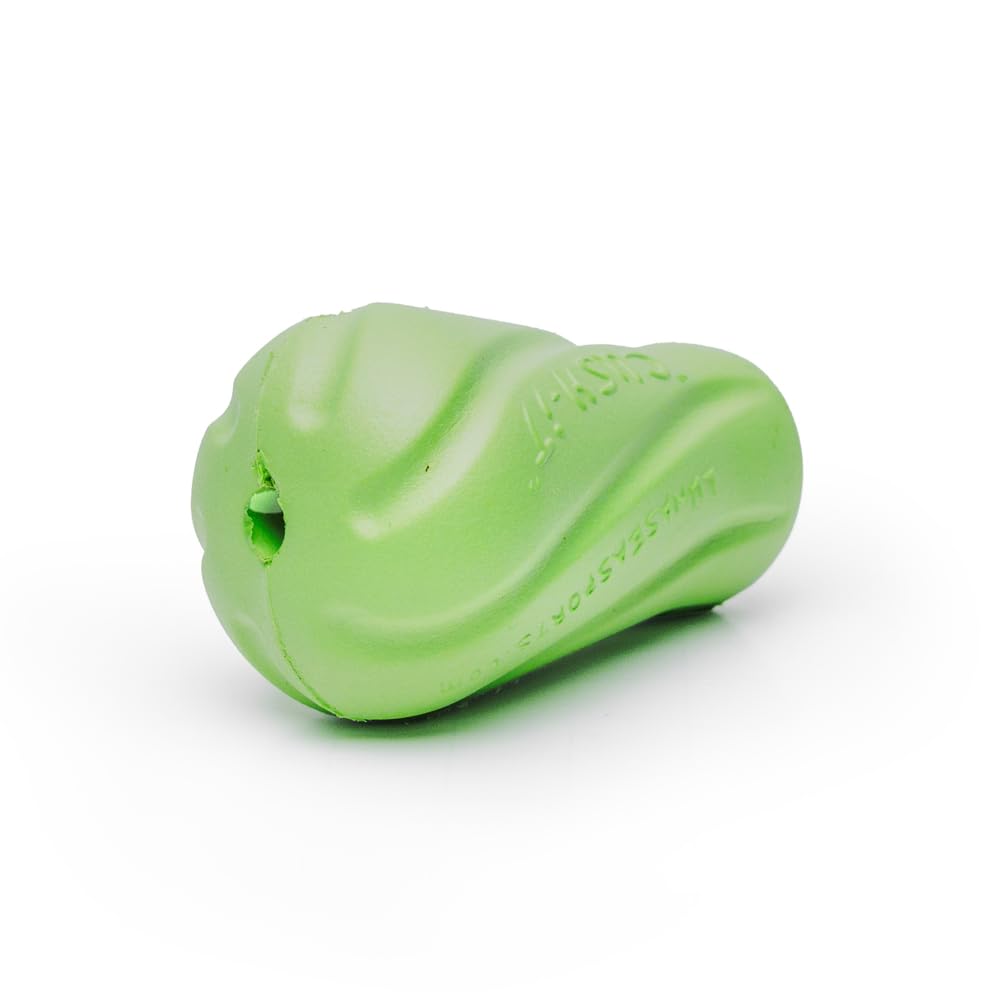 Luna Sea Elite-Pro Cush-It ultralight design supports compact fly fishing setups.