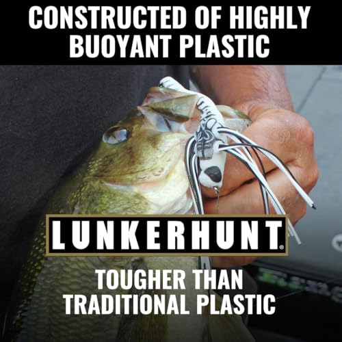 Lunkerhunt Dragonfly Lure weighs 0.25 oz for easy long casts.