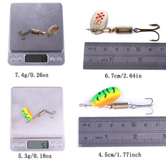 LURESMEOW bright blades closeup showing flash and vibration to attract fish.