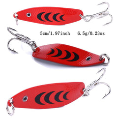 6# high-strength treble hooks with barbs on a spoon lure