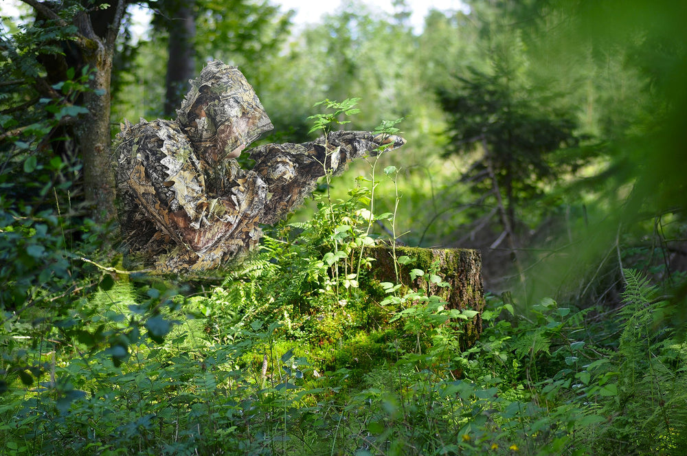 LYLPYHDP Ghillie suit suitable for hunting, Halloween and jungle activities.
