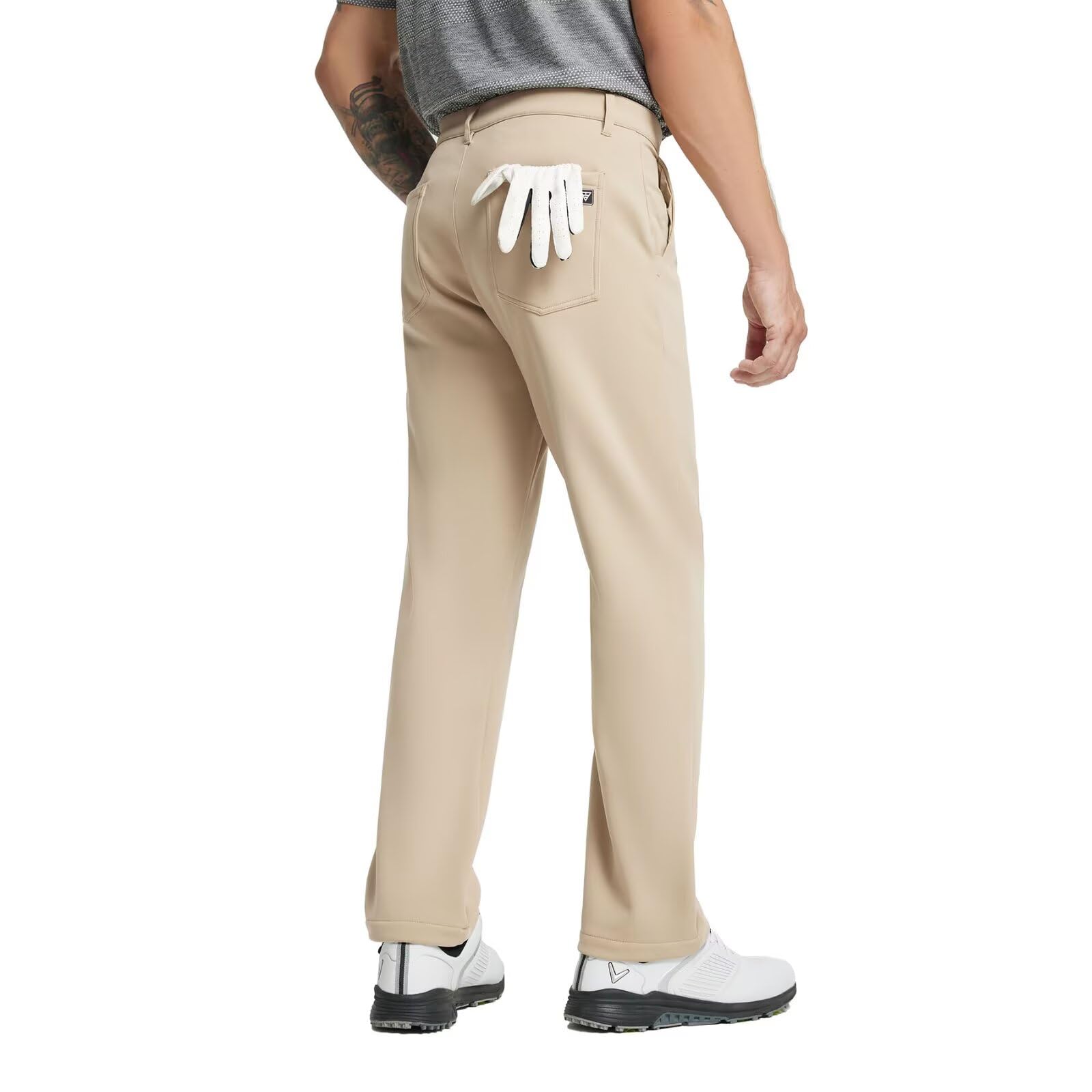 M MAELREG men's golf pants in water-resistant stretch fabric for active all-day movement.