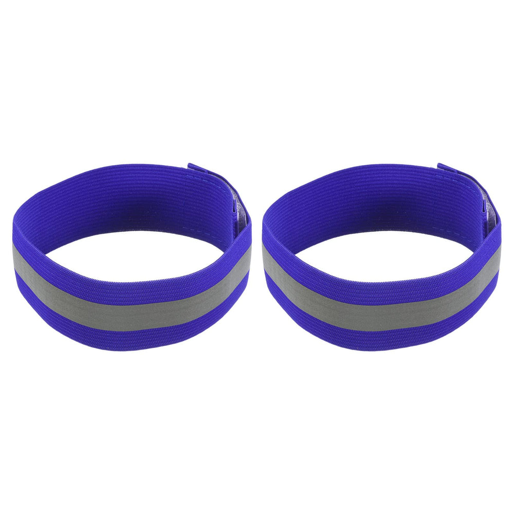 M METERXITY reflective band worn on the wrist for night visibility during runs.