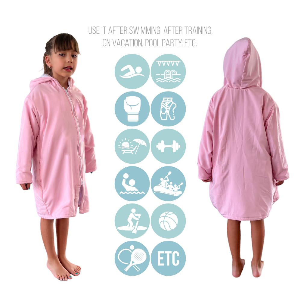 MACAR Swim Parka side pockets and hood for practical poolside wear.