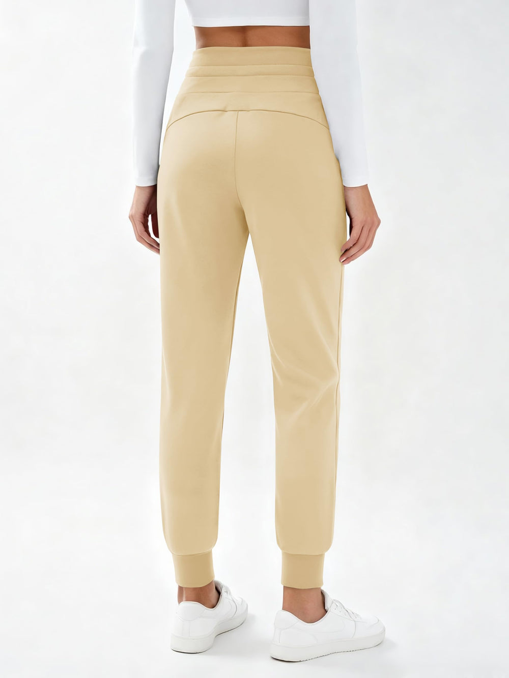 MAGCOMSEN waistband with drawstring demonstrates customizable fit and comfort