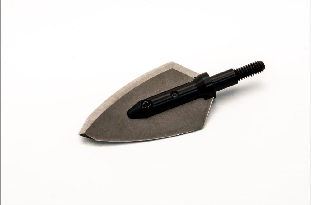 Magnus Single Bevel 2-Blade Arrow Broadhead close-up highlighting precision-cut blades for clean harvest