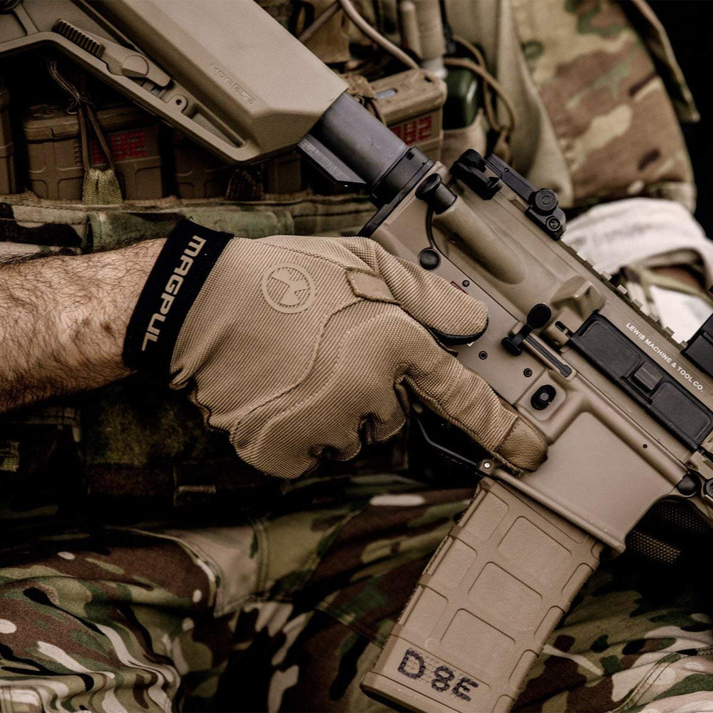 Magpul Patrol Glove 2.0 knuckle padding enhances impact protection during handling