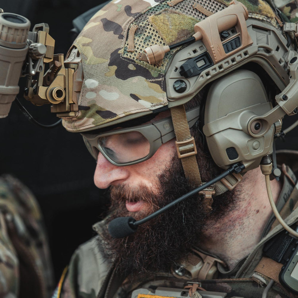 Magpul Radius nose-pads provide anti-slip comfort during long wear.