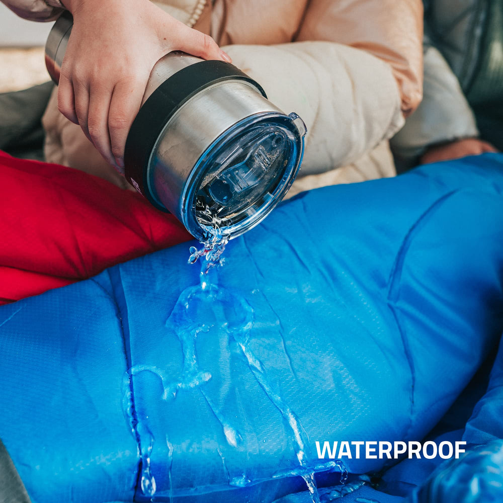 MalloMe sleeping bag compression sack for easy packing.