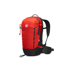 Mammut Lithium 15 Women front view; compact 15 L daypack for light hikes