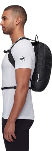 Mammut Neon Light quick-access pocket highlights easy item retrieval on hikes.
