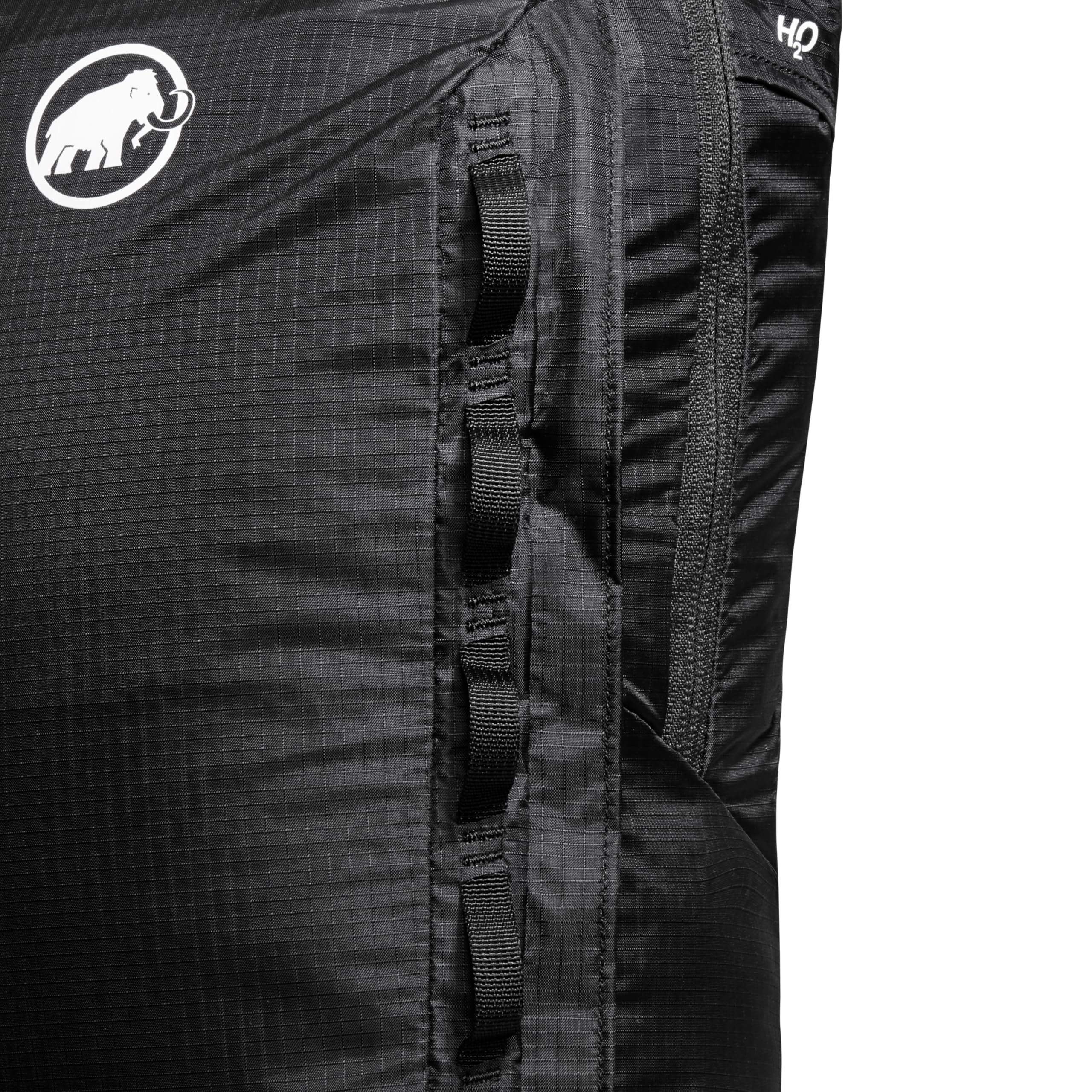 Mammut Neon Light water-repellent DWR finish protects contents during showers.