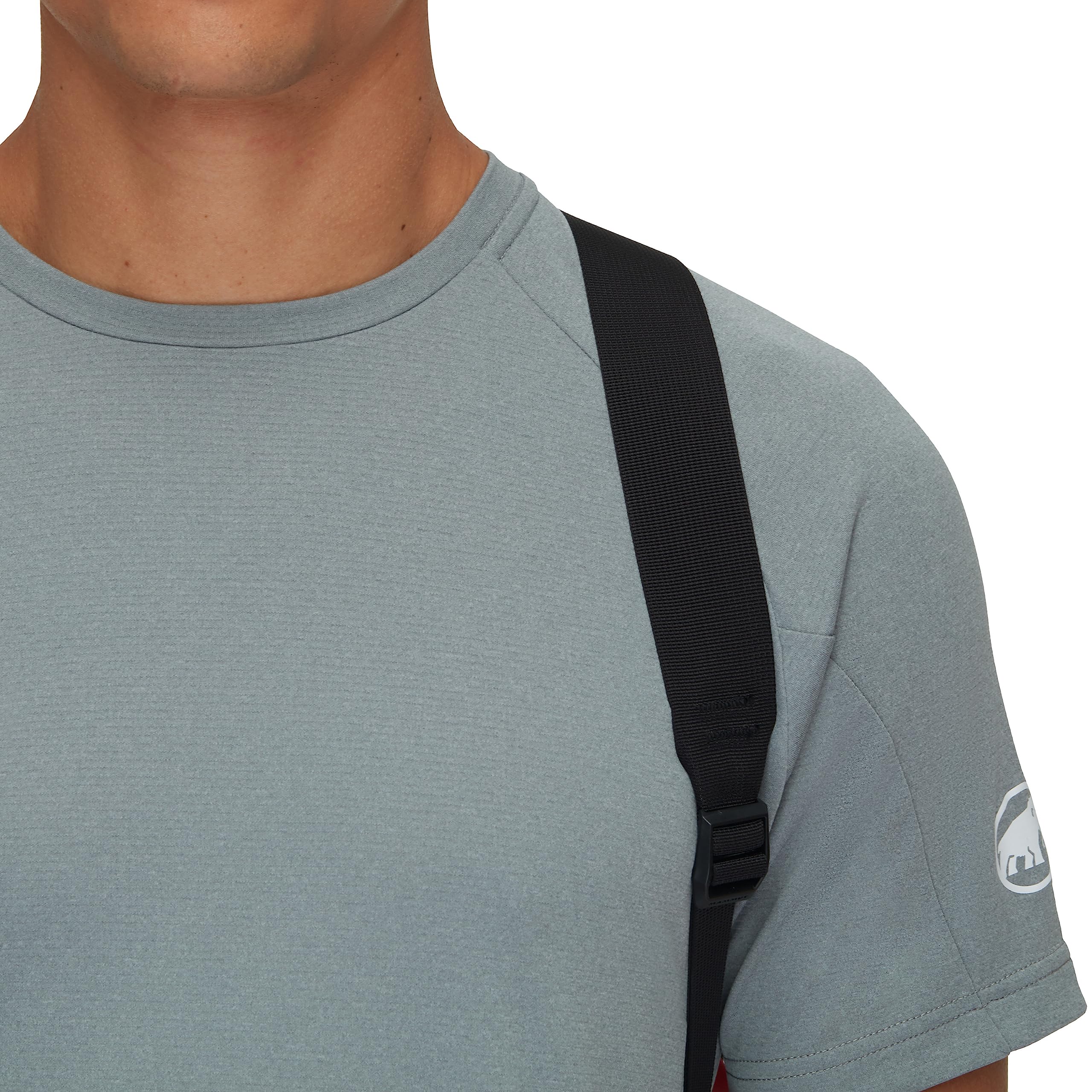 Lightweight 520 g Mammut Neon Rope Bag for easy carry