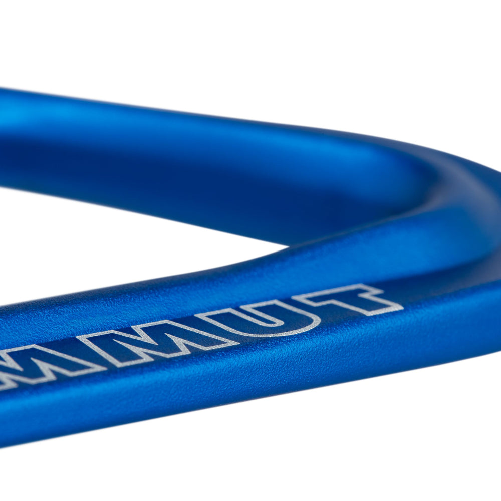 Mammut Sender Wire Rackpack performs in snow and ice with weight-saving wire gates.