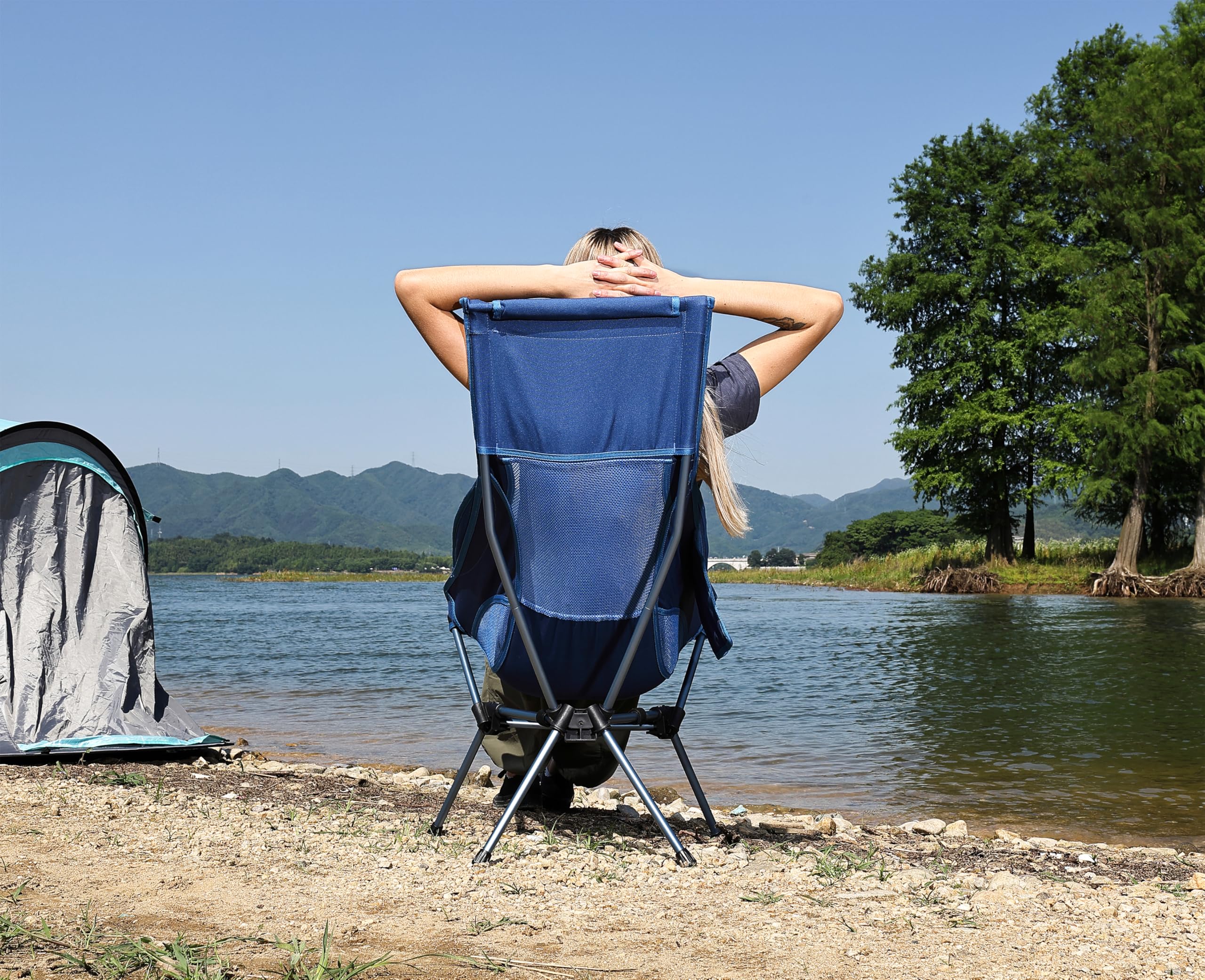 MARCHWAY foldable-chair in suitcase-travel bag ready for trips.