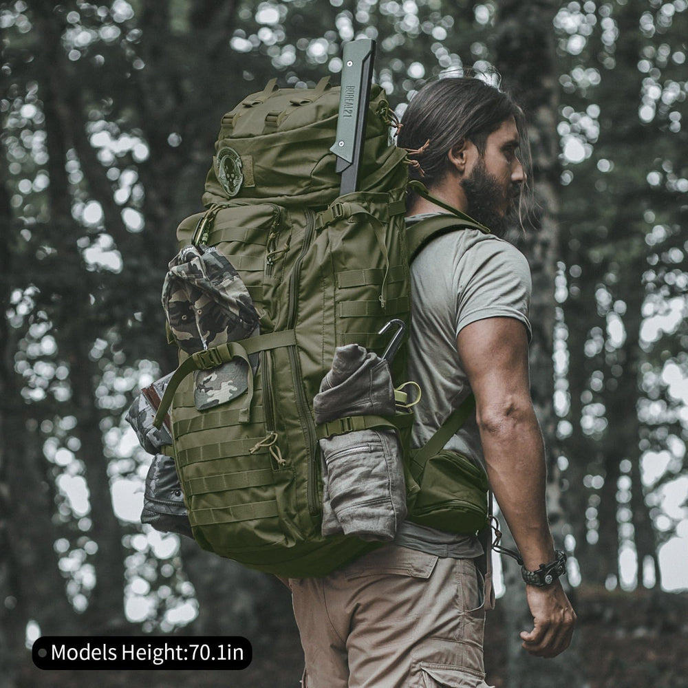 Mardingtop front zip panel opened reveals large main compartment access