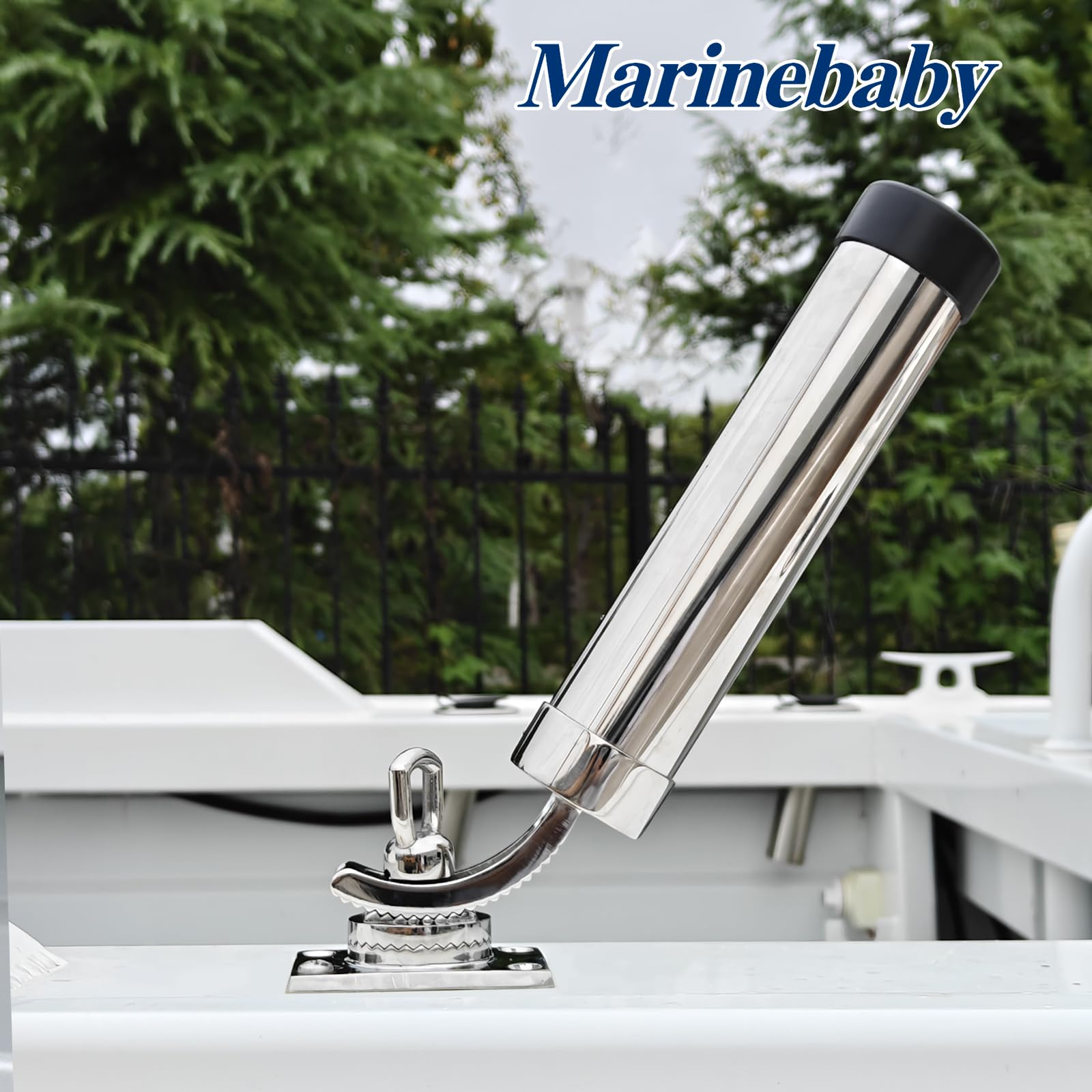 Anti-slip locking groove on rod holder