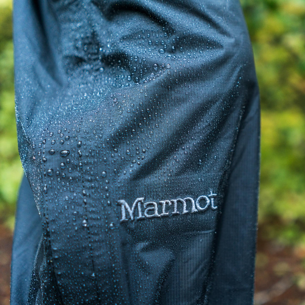 MARMOT PreCip Eco fully taped seams defend against leaks in light rain